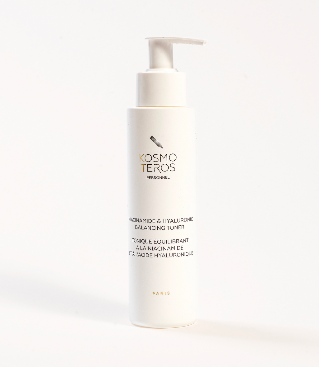 TONIQUE ÉQUILIBRANT À LA NIACINAMIDE ET À L'ACIDE HYALURONIQUE